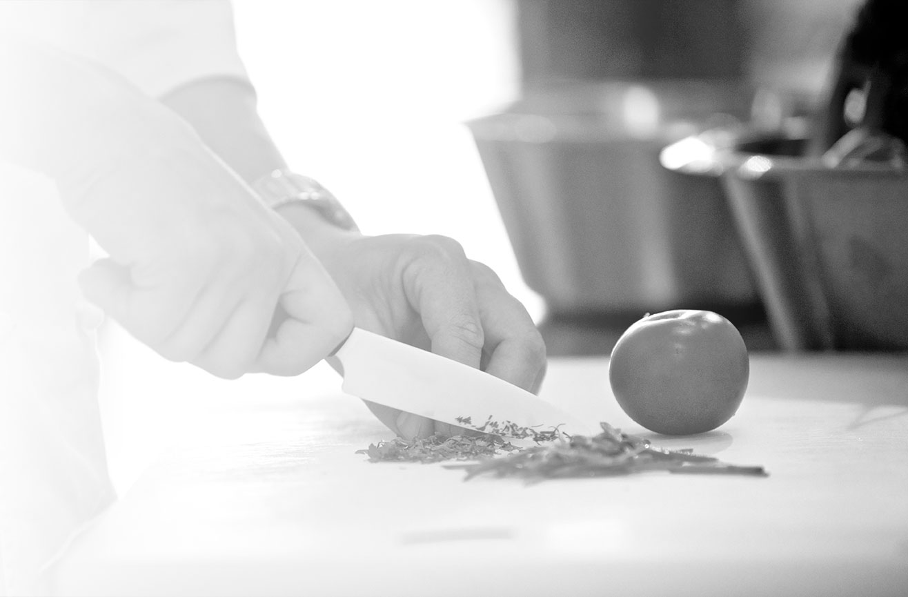 PREPARACIÓN DE ALIMENTOS Y BEBIDAS